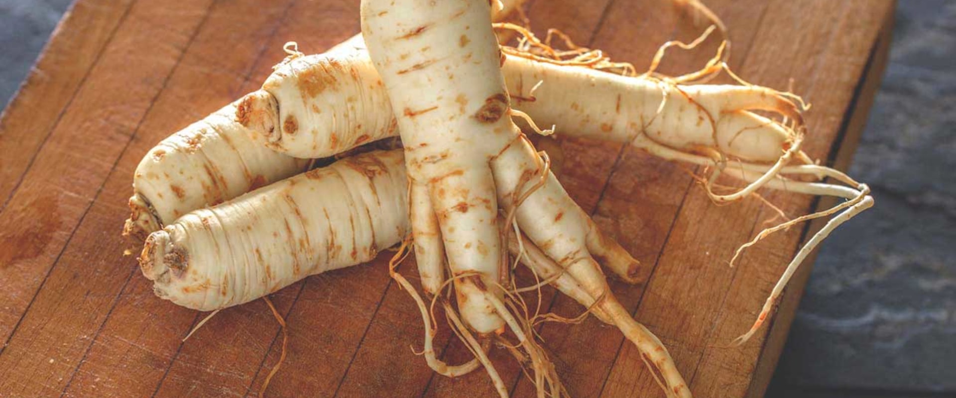 Ginseng Root Extract: Benefits, Uses & Side Effects